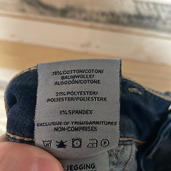 Silver Jeans size 29x31 Dark Wash Suki Jeggings with Stretch No Front Pockets - Picture 11 of 11